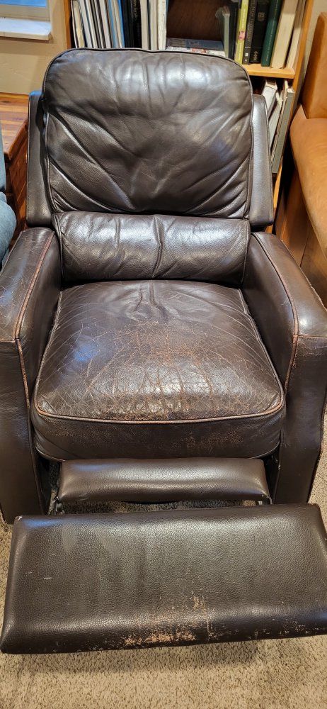 welloved leather rocker recliner er, spins