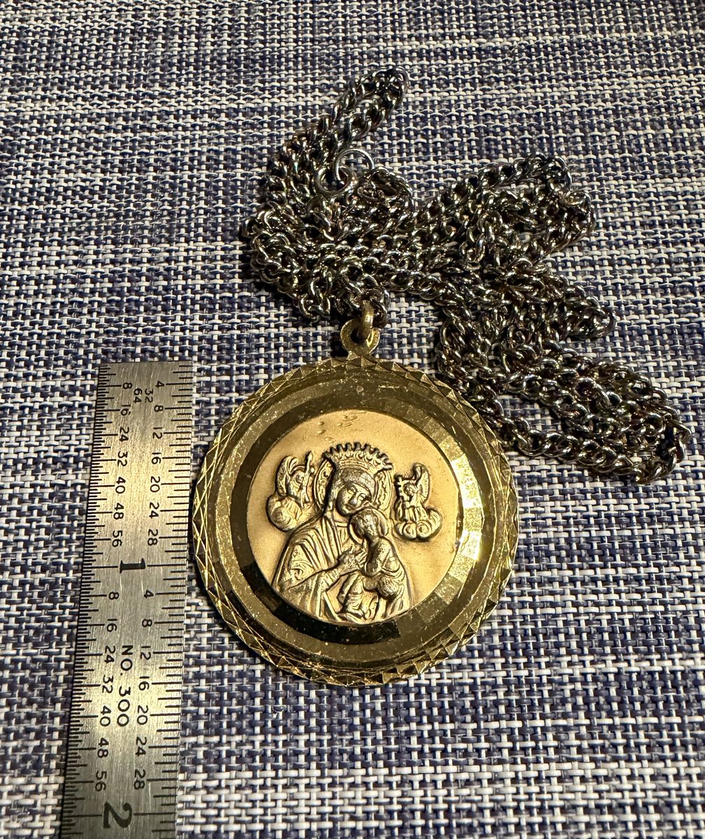 Vintage Gold Tone Catholic religious Necklace Pendant Our Lady of Perpetual Help