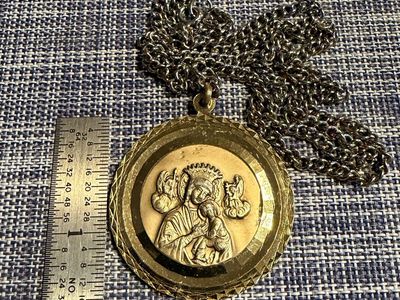 Vintage Gold Tone Catholic religious Necklace Pendant Our Lady of Perpetual Help
