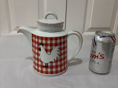 Farmhouse Chicken Teapot