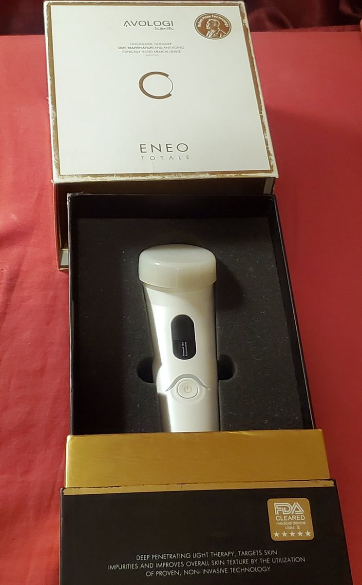 Avologi Eneo Totalé Anti-Aging Red & Infrared LED Light Therapy Medical Device