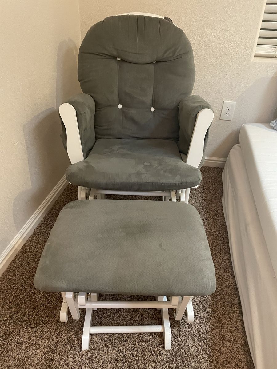 White Wood Glider Rocking Chair with gliding footrest 