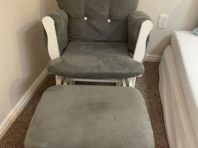 White Wood Glider Rocking Chair with gliding footrest