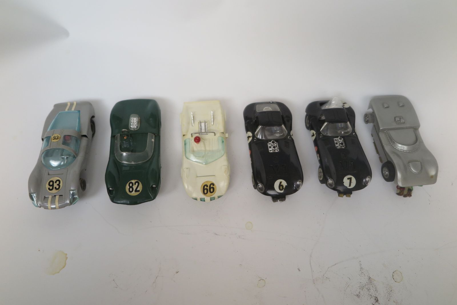 (6)slot cars