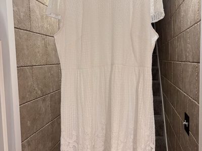 Darling Women’s Eyelet Dress Size 20