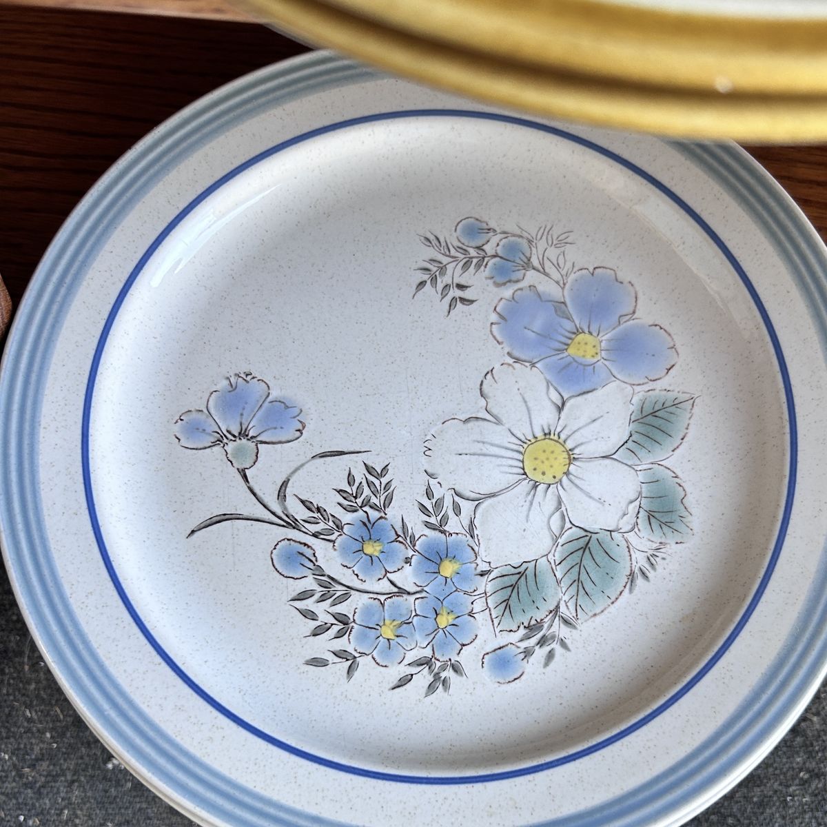 Main image 5
