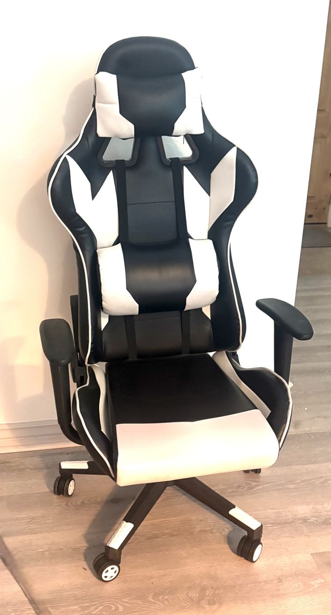 Gaming chair