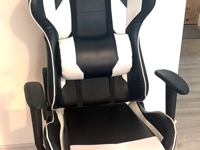 Gaming chair