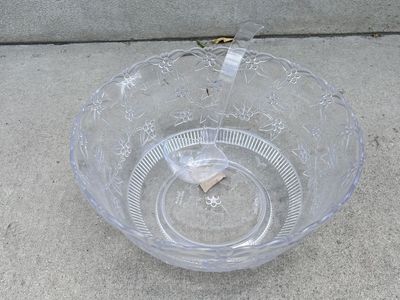 Clear Plastic Punch Bowl with Floral Pattern; includes ladle