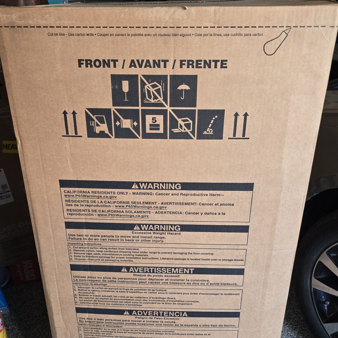 New 24" Whirlpool Gas Range