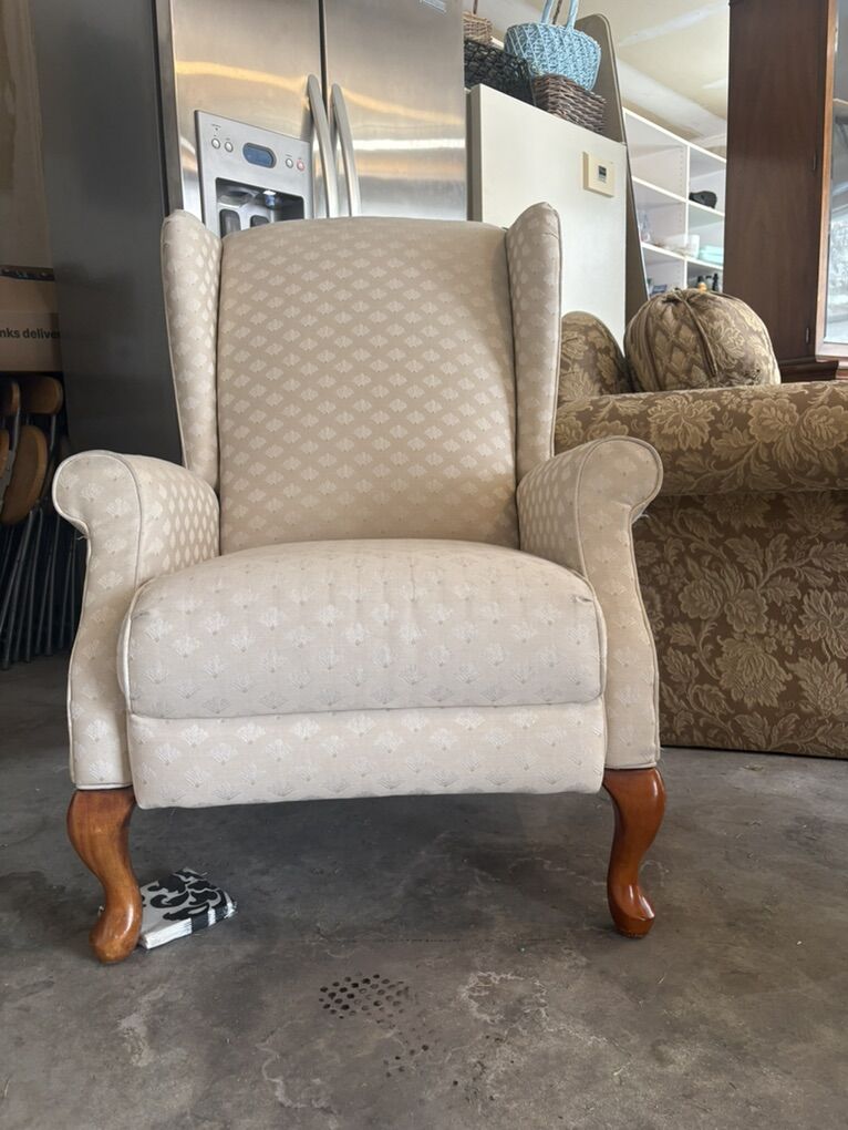 Vintage Chair/Recliner