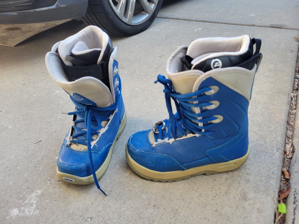 Snowboard boots M6 W7
