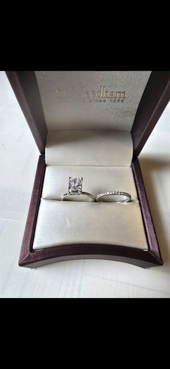 1.87 Carat diamond ring