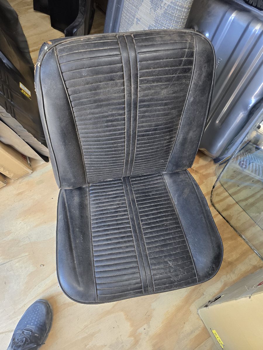 1966 gto  bucket seat chevelle