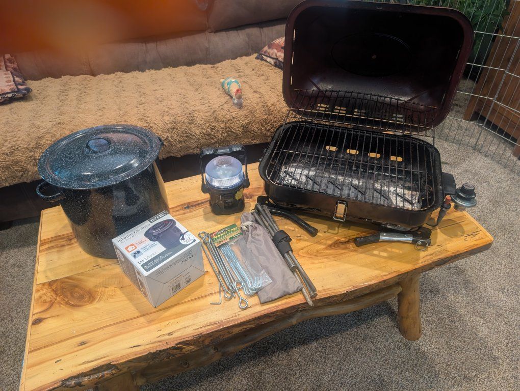 Camping & Outdoor Cooking Bundle – Grill, Stock Pot & Accessories