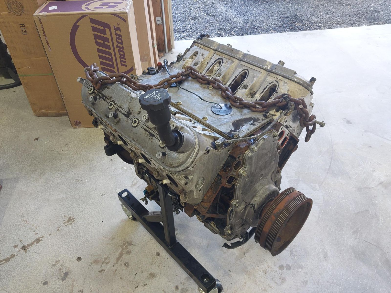LQ9 6.0 LS motor.