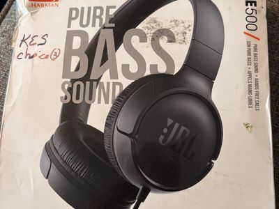 New JBL tunes 500 corded headphones in box