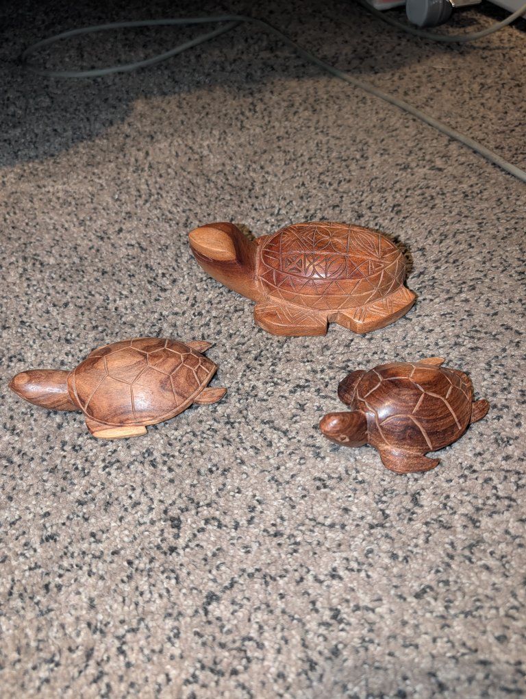 Set of 3 Hand-Carved Wooden Turtle Figurines - Nautical Beach Decor