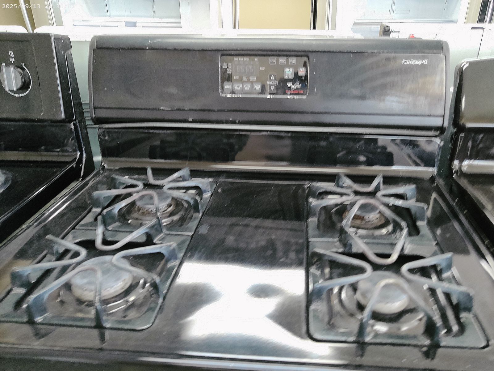 Black GAS Range~90 Day Guarantee~Works Like New