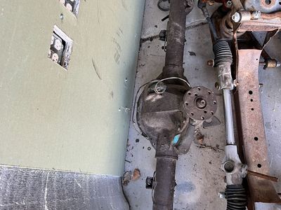 Ford 8.8 disk brake LSD 4L10 rear end