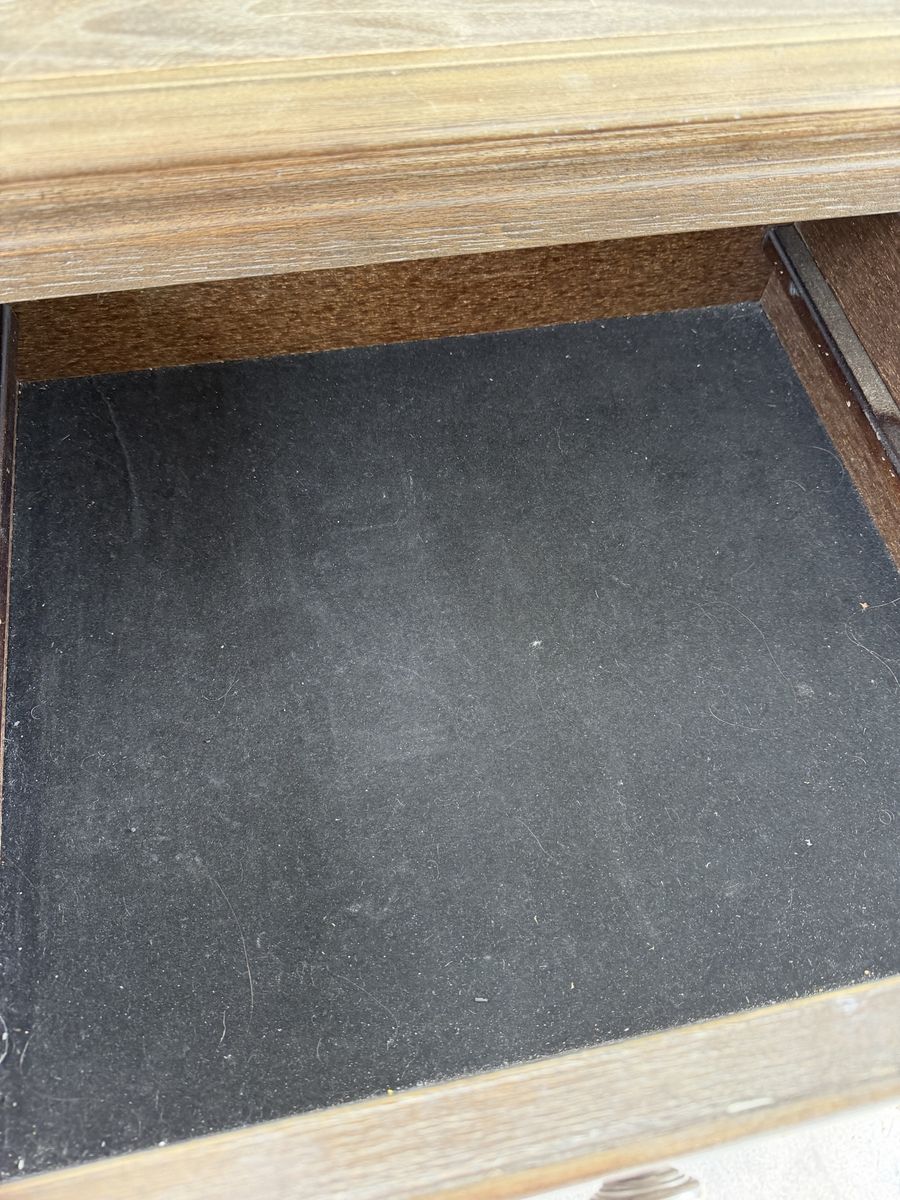 Main image 12