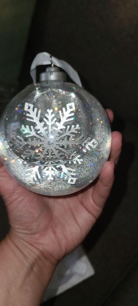 Mr. Christmas Musical Snowflake Snowglobe Lighted Ball Ornament