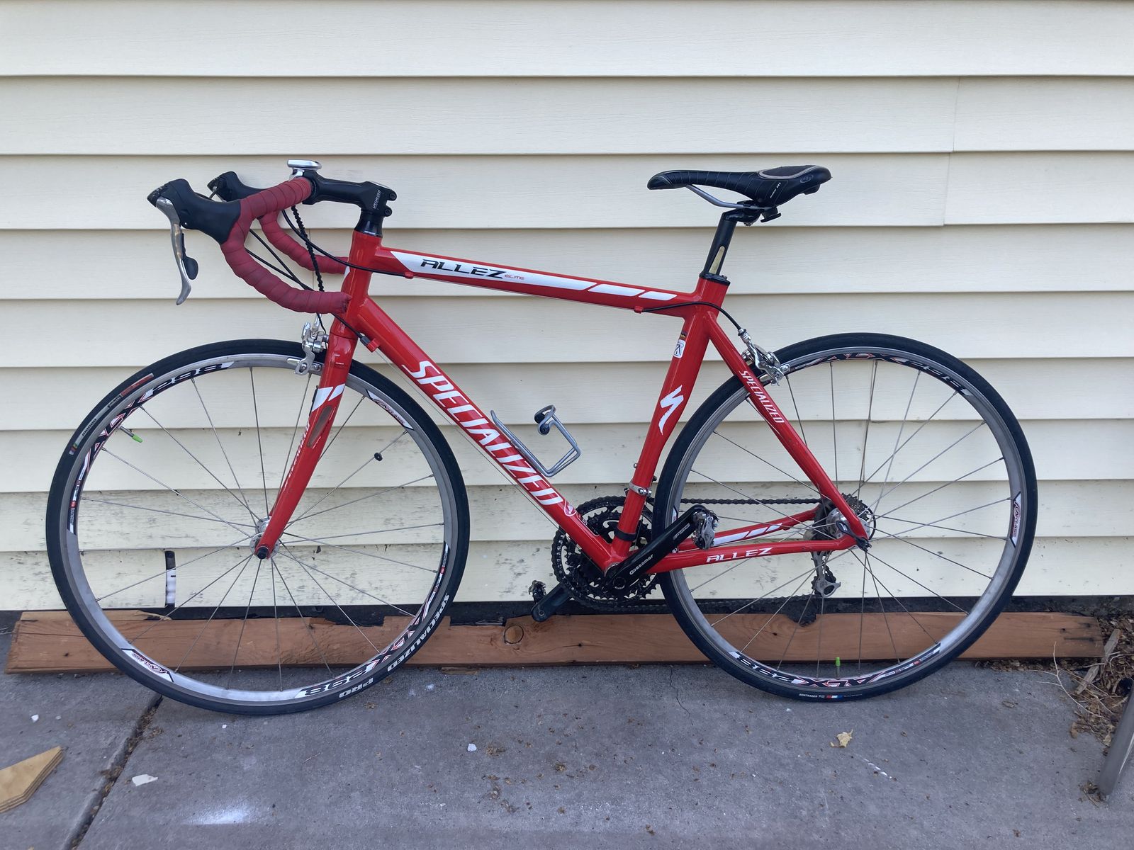 Specialized Allez Elite Road Bike