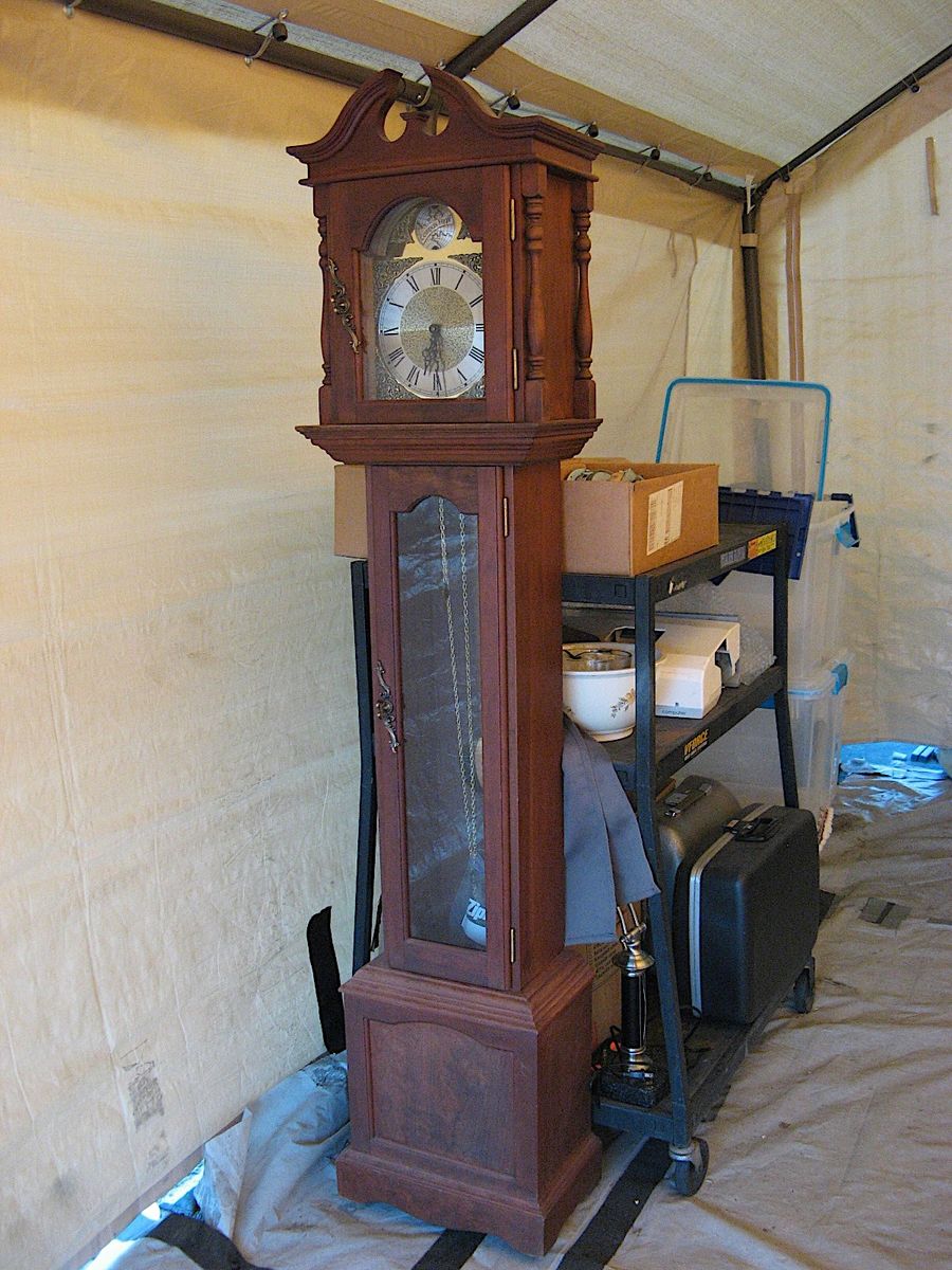 EMPEROR GRANDFATHER CLOCK. GREAT CONDITION
