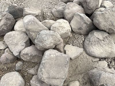 35+ Large Landscaping Boulders and Rocks for Yard Decor or Retaining Walls