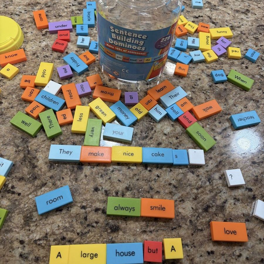 Educational Insights Phonics Dominoes Short Vowels & Blends/Digraphs Sets (2 Total)