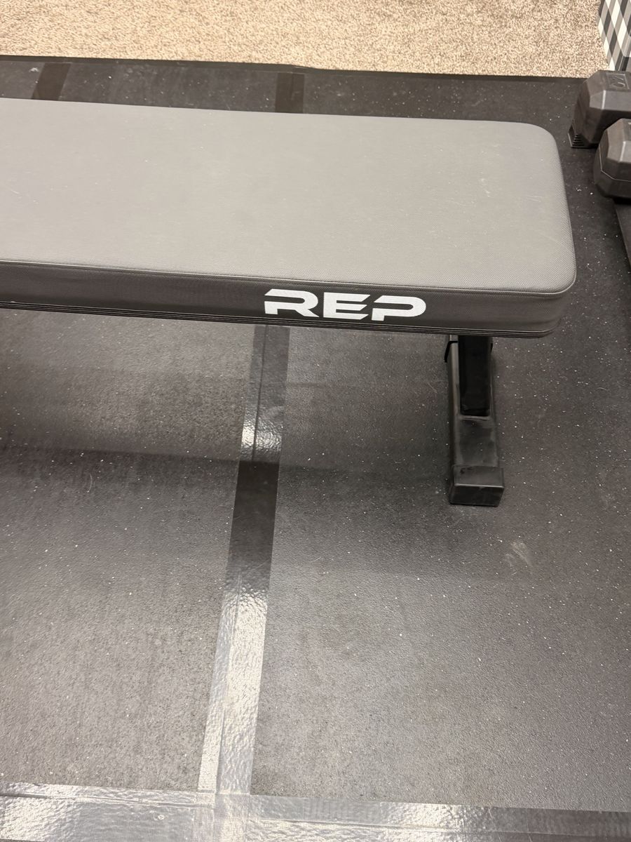Rogue flat bench