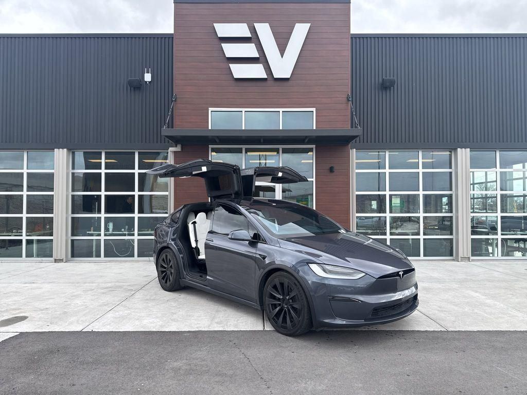 2022 Tesla Model X Base
