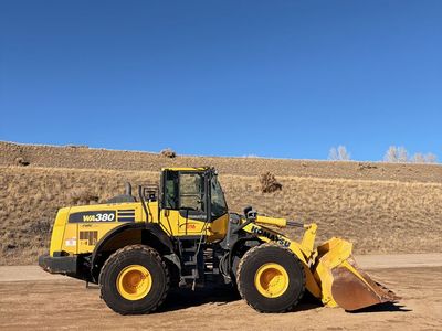 2019 Komatsu WA380-8