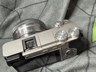 Sony Alpha a6000 Mirrorless Digital Camera with E PZ 16-50mm f/3.5-5.6 OSS Lens, only 1.2Kshots