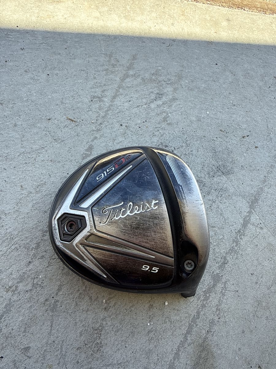 Titleist 915 D2 Driver Head 9.5 Degree