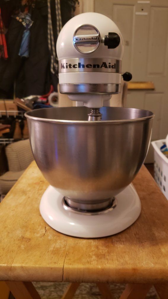 Main image 4