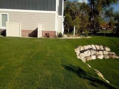 Lawn Mower | Primo Landscaping | Lawn Maintinace