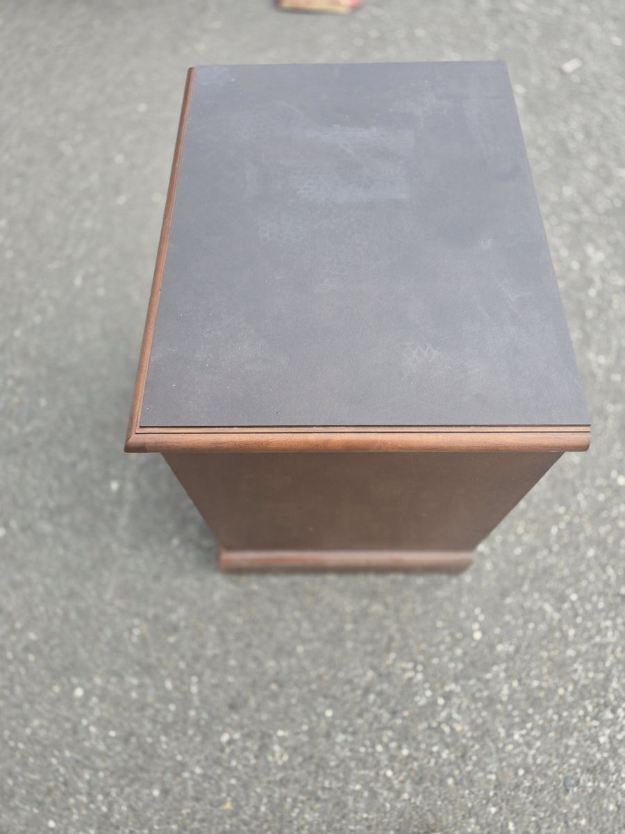 Main image 6