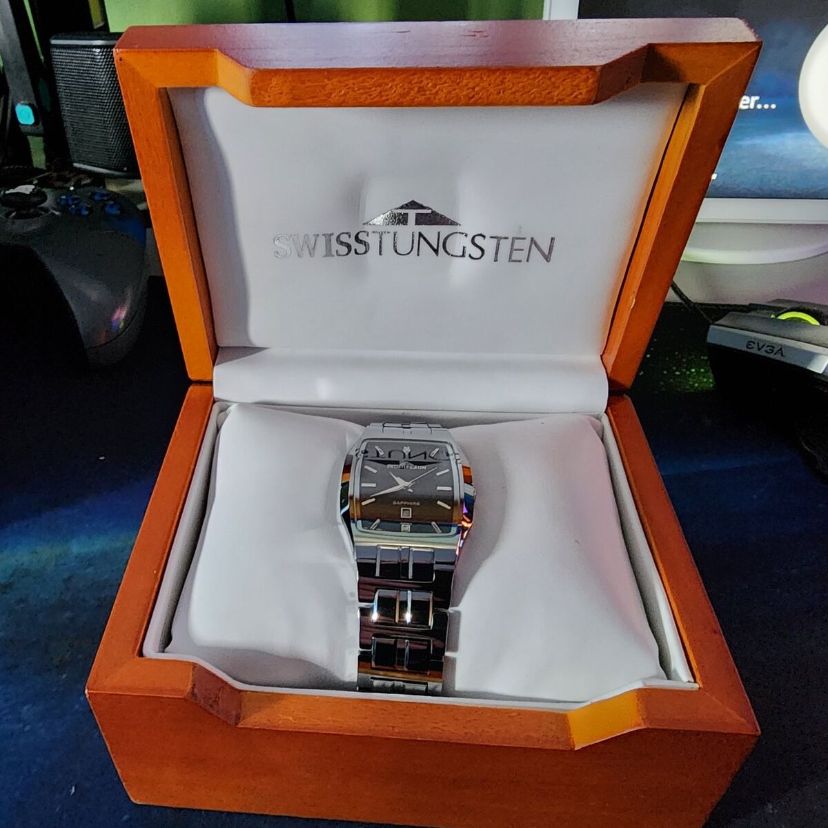 Beautiful Swiss tungsten watch with diamond pickup in Ogden