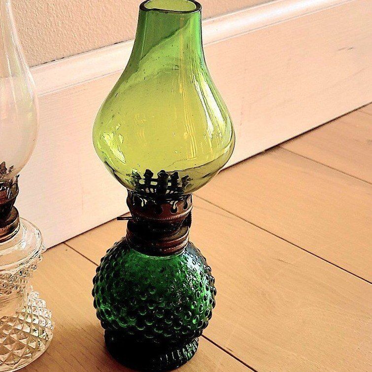 1 Antique Green Kerosene Lamp