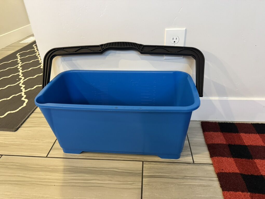 6 Gal. Heavy-Duty Plastic Bucket