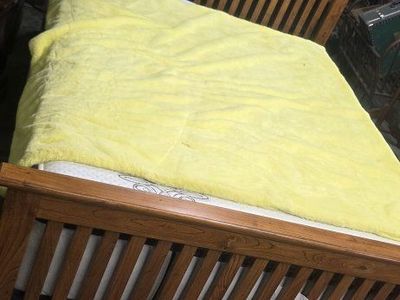solid wood queen bed set