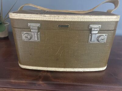 Vintage Oshkosh Carry On Suitcase