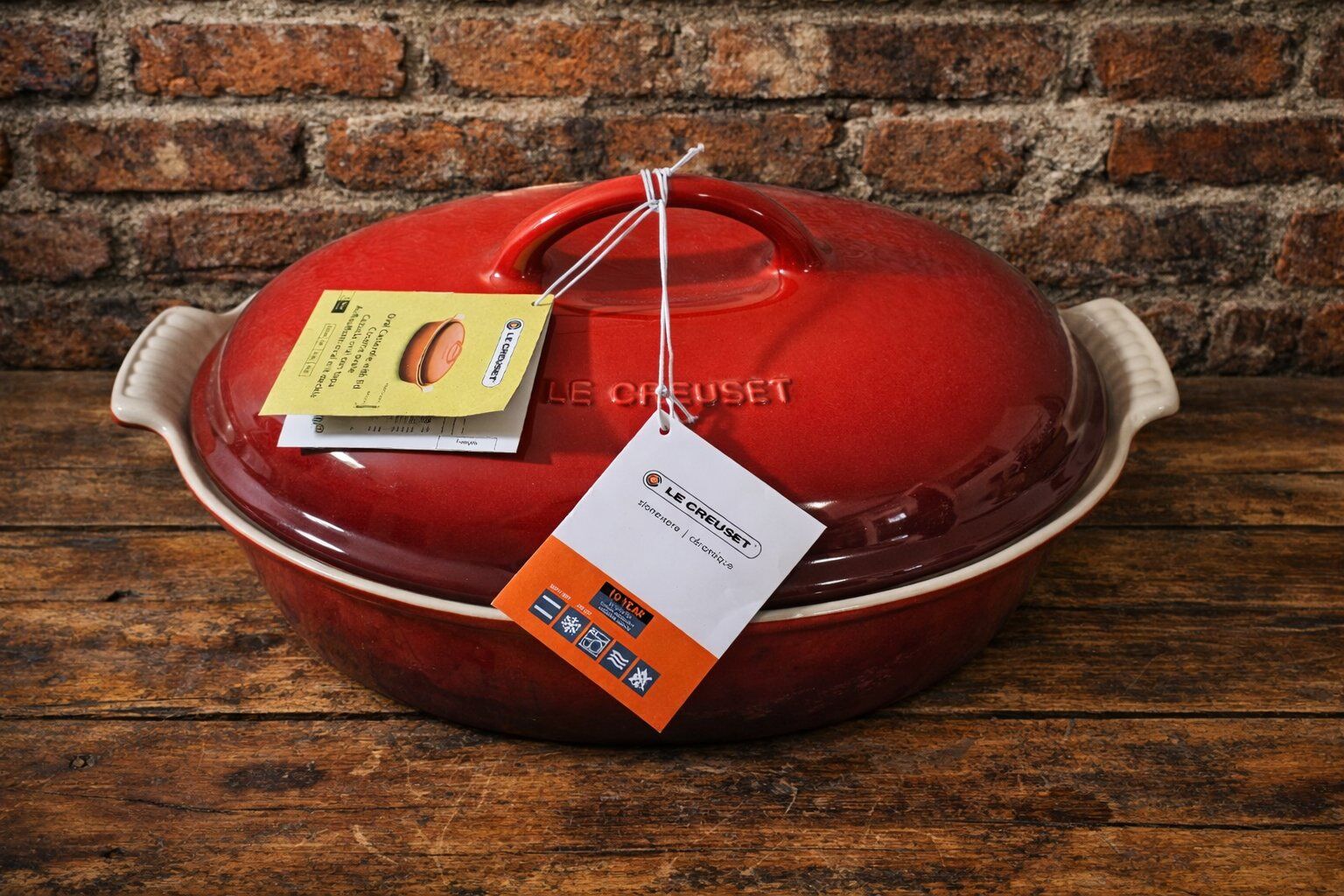 Le Creuset Heritage Stoneware Oval Covered Cassero