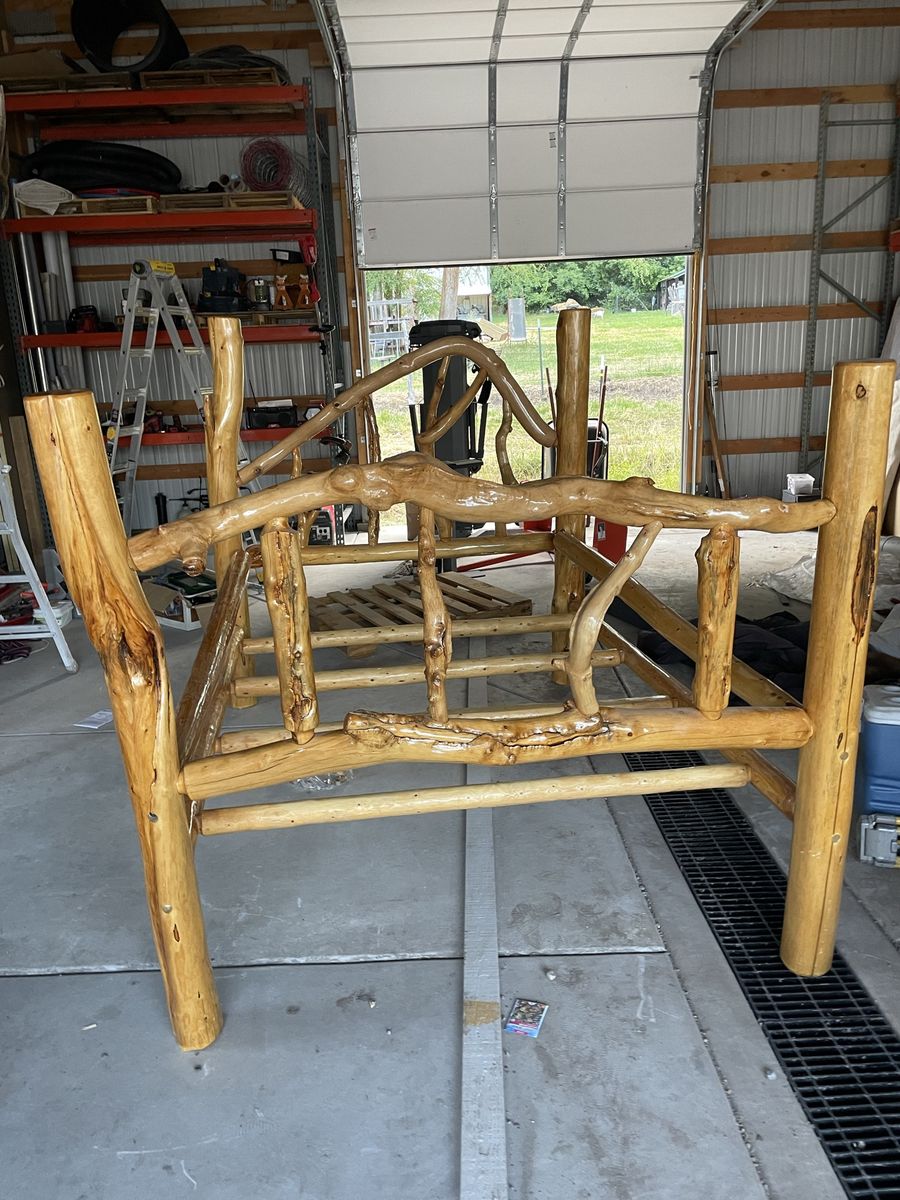 Hand Crafted Log Bed Frame. (Queen)