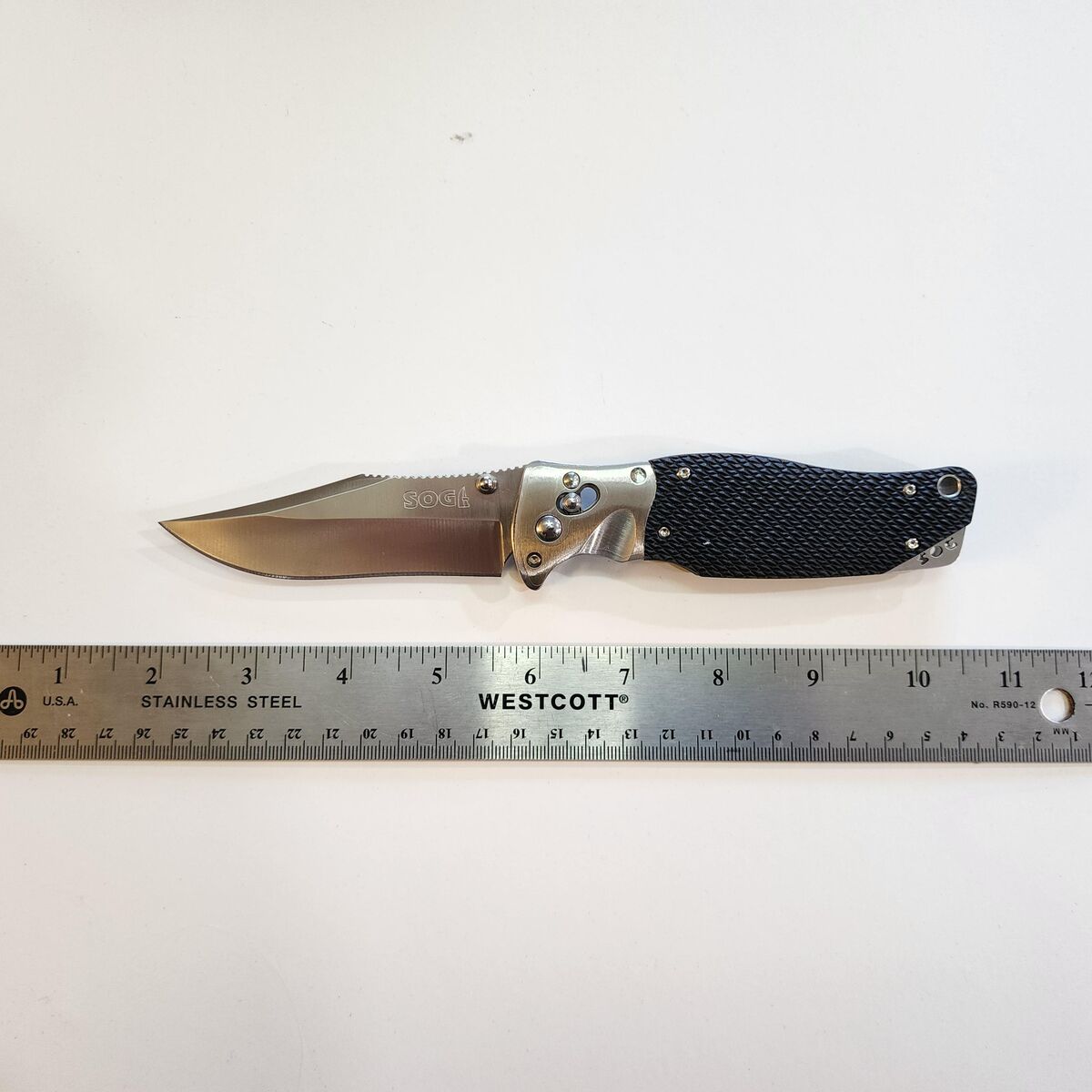 SOG Tomcat 3.0 Knife - VG-10 Seki-Japan, new in box, never used - discontinued.