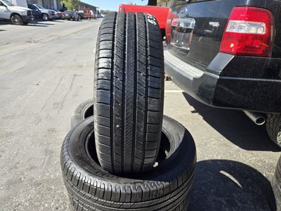 SET 215/60R17 MICHELIN DEFENDER2