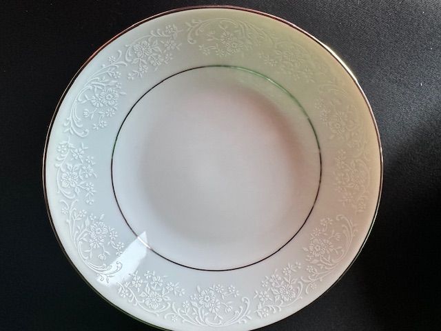 Noritake Contemporary Fine China- Tahoe 2585- Serving Set for 10