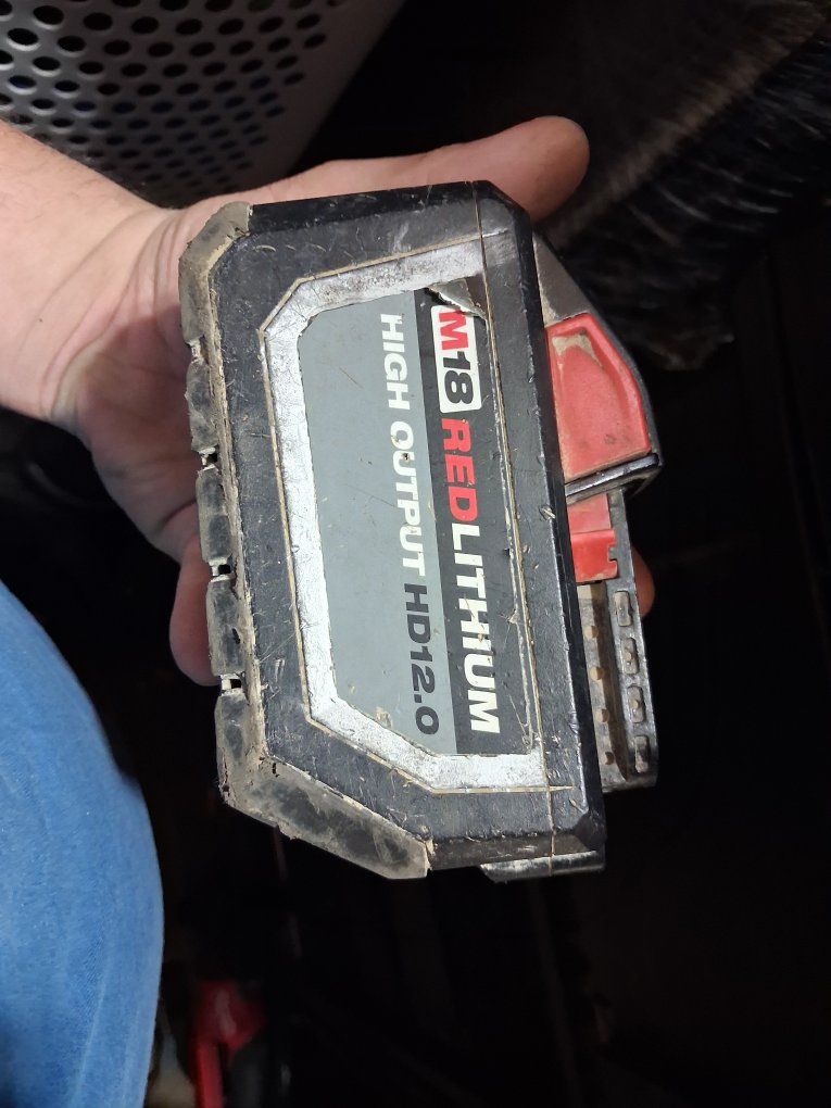 Milwaukee M18 REDLITHIUM HIGH OUTPUT HD12.0 Battery Pack