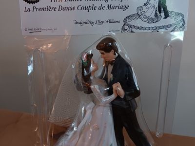Vintage Wilton First Couple cake topper